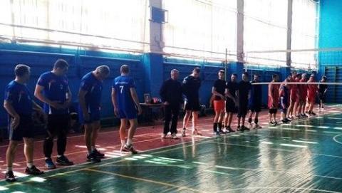 Дружковские ветераны волейбола победили на областном турнире