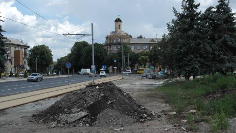 Сроки завершения работ в парке и на площади в Дружковке неизвестны