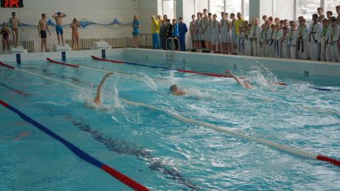 Валерий Гнатенко: «Воспитанники спортивных секций будут заниматься в бассейне бесплатно»