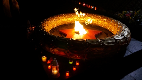 В честь Дня памяти и примирения Дружковка зажгла свечи (ФОТО, ВИДЕО)