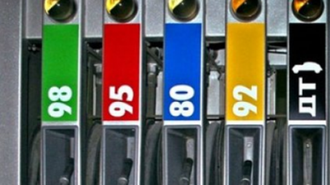 В Украине цены на бензин бьют рекорды