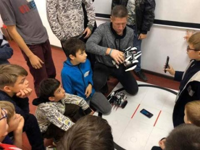 Дружковских детей учили робототехнике