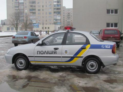 Полиция Дружковки получила в подарок от городских властей новый автомобиль (фото)