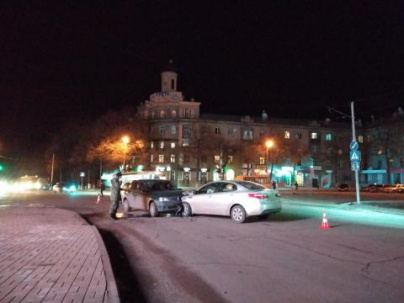 В Дружковке на площади Соборной произошло ДТП. Есть пострадавшие