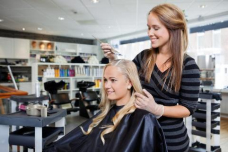 В Дружковке предприниматели охотно открывают парикмахерские