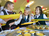 Кабмин изменил нормы питания в школьных столовых
