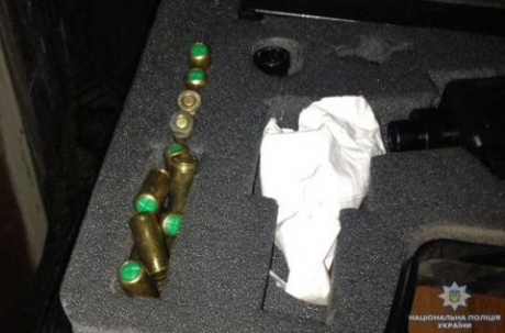 Дружковчанин хранил оружие и боеприпасы, украденные из местного отделения полиции (фото)