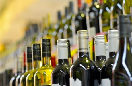 Алкоголь вошел в пятерку наиболее часто покупаемых продуктов в Дружковке