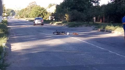 На улице Б.Хмельницкого сбили велосипедиста. Пострадавший в больнице (Видео)