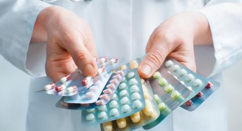 С каждым днем в Украине поднимаются цены на лекарства