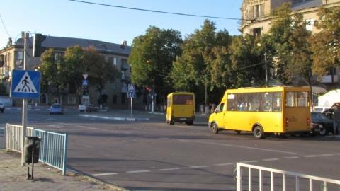 В Дружковке разорвали договор с автобусным перевозчиком на Николайполье