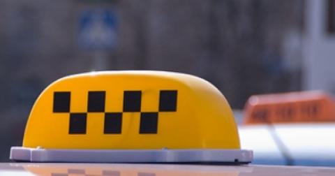 В Дружковке не все службы такси готовы перевозить детей в автокреслах В Дружковке не все службы такси готовы перевозить детей в автокреслах