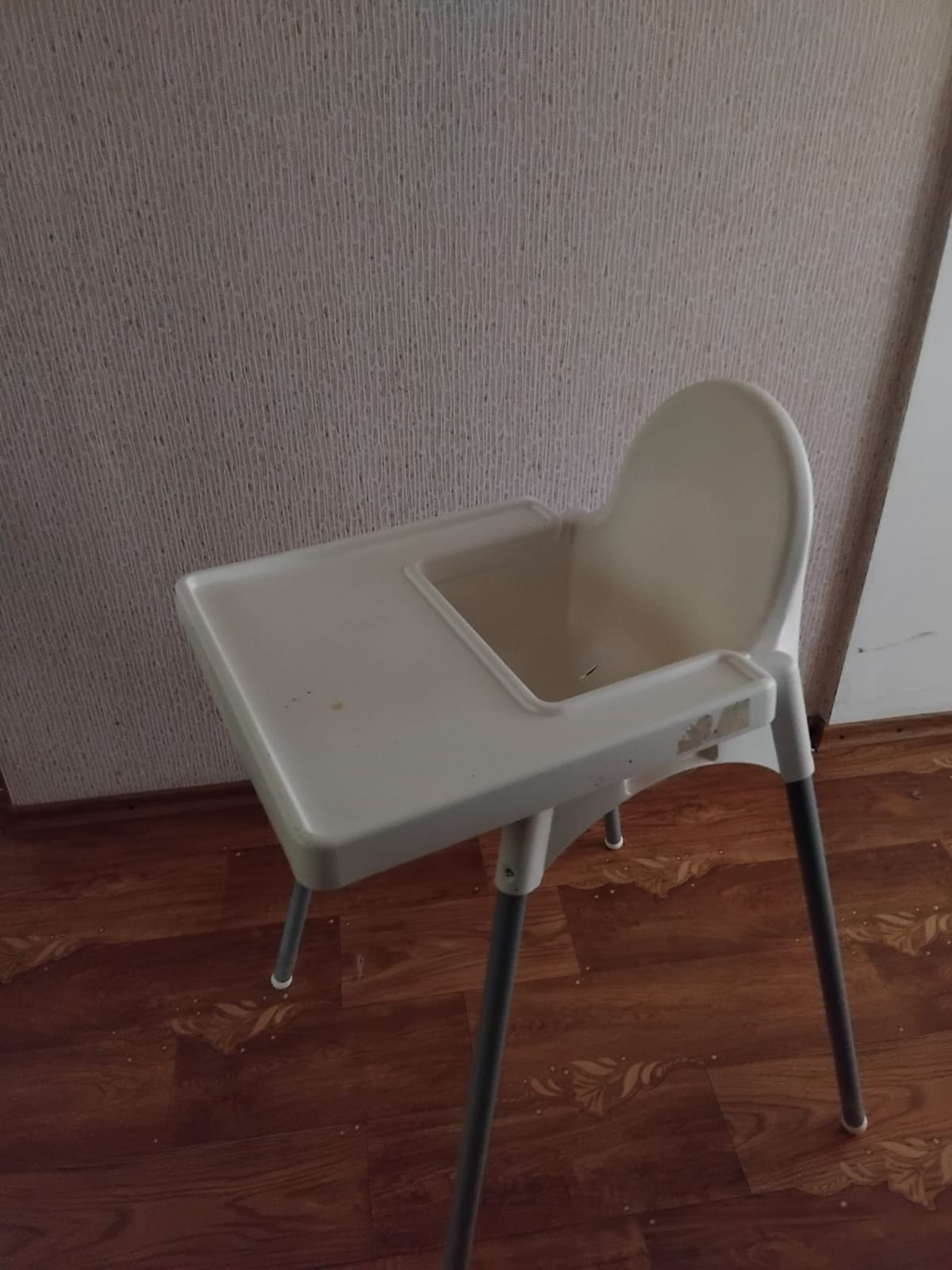 Стілець для годування IKEA