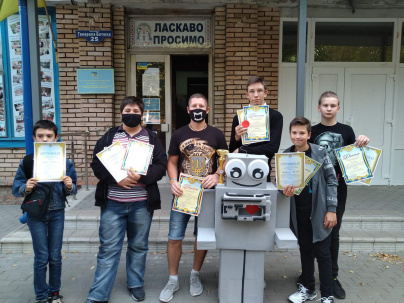 Дружковские школьники победили в областном соревновании по робототехнике