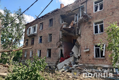 В Славянске в результате обстрела есть погибшие и раненые  