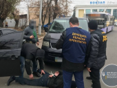 Хотел «выбить» долг, но заплатил сам: житель Славянска отдал рэкетирам 65 тысяч гривен