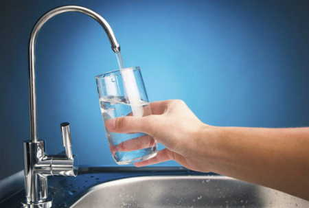 Чистая вода в доме: Как подобрать идеальный фильтр для воды с пользой для здоровья