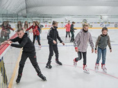 Для мариупольских школьников организовали экскурсию на Mariupol Ice Center