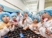 Школьники поселка Новотроицкое побывали на «вкусном» предприятии в Константиновке