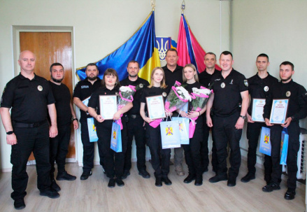 У Дружківці поліцейських привітали з професійним святом У Дружківці поліцейських привітали з професійним святом