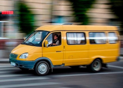 Транспорт по спецпропускам: В Константиновке изменили правила перевозок