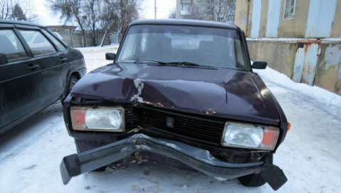 Пьяные подростки угнали и разбили автомобиль в Донецкой области