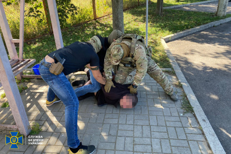 Житель Константиновки нанял киллера, чтобы избавиться от неприятеля