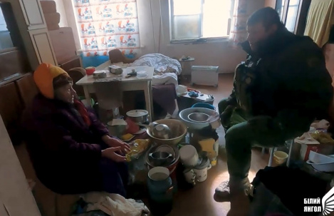 Люди замерзають у своїх оселях без опалення на лінії бойових дій Люди замерзають у своїх оселях без опалення на лінії бойових дій