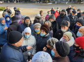 Дружковчане снова вышли на тарифный митинг под стены исполкома