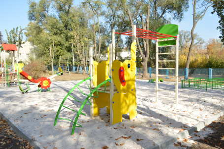 VESCO подарила детскому саду «Солнышко» спортивно-игровую площадку