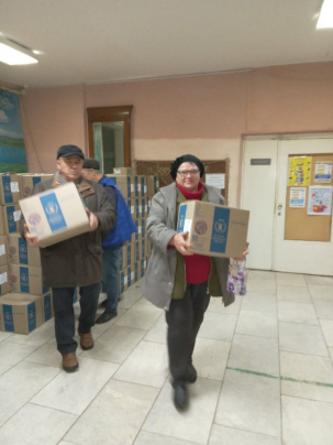 Мешканці Дружківки продовжують отримувати гуманітарну допомогу