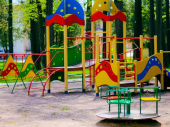 В Дружковке объявили конкурс «Лучший экодвор», победители которого получат детскую площадку