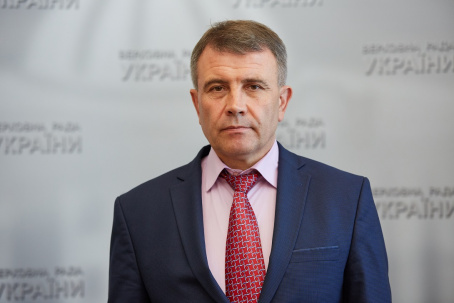 Антикоррупционеры насчитали 21 сомнительное голосование Валерия Гнатенко Антикоррупционеры насчитали 21 сомнительное голосование Валерия Гнатенко