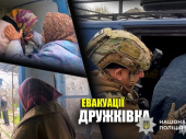 «Вже боялась, що не приїдете»: у Дружківці триває евакуація населення 
