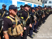 Полицейские Донецкой области получили награды и новые служебные авто