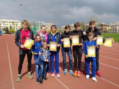 Легкоатлеты из Дружковки стали призерами чемпионата области
