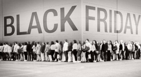 Традиция покупок и скидок: Как Черная пятница стала ярким событием в мире розничных продаж