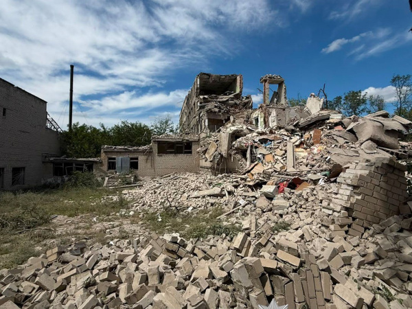 Двоє поранених і зруйнована багатоповерхівка: наслідки удару по Дружківці