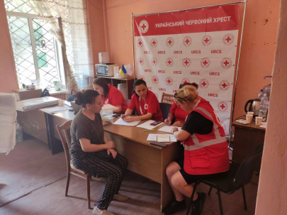 Червоний Хрест у Дружківці надав допомогу постраждалим від обстрілів Червоний Хрест у Дружківці надав допомогу постраждалим від обстрілів