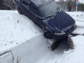 В Дружковке автомобиль съехал в кювет