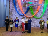 Педагогов Дружковки поздравили с профессиональным праздником