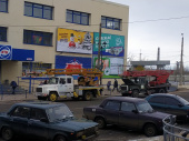 На площади Соборной проводится замена бетонных опор 