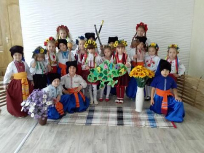 В дружковских школах и детсадах отметили День казачества и День защитника Украины