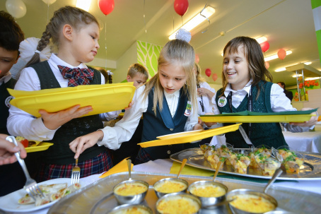 Кабмин изменил нормы питания в школьных столовых