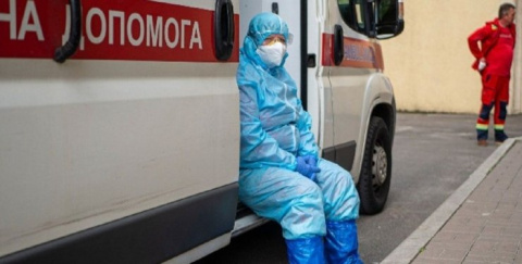 Коронавирус наступает: в Украине выявили почти 12000 заболевших за сутки