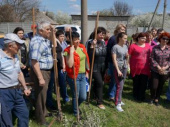 Представители городских властей вышли на субботник в Дружковке (фото)