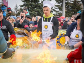 В Дружковке испечен гигантский блин и установлен рекорд Украины