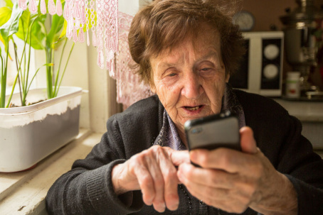 Смартфоны пенсионерам: Продать устройство не получится