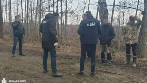 Сотрудники СБУ расстреляли добытчиков янтаря — есть пострадавшие