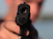 В Дружковке пьяный мужчина устроил стрельбу возле магазина 